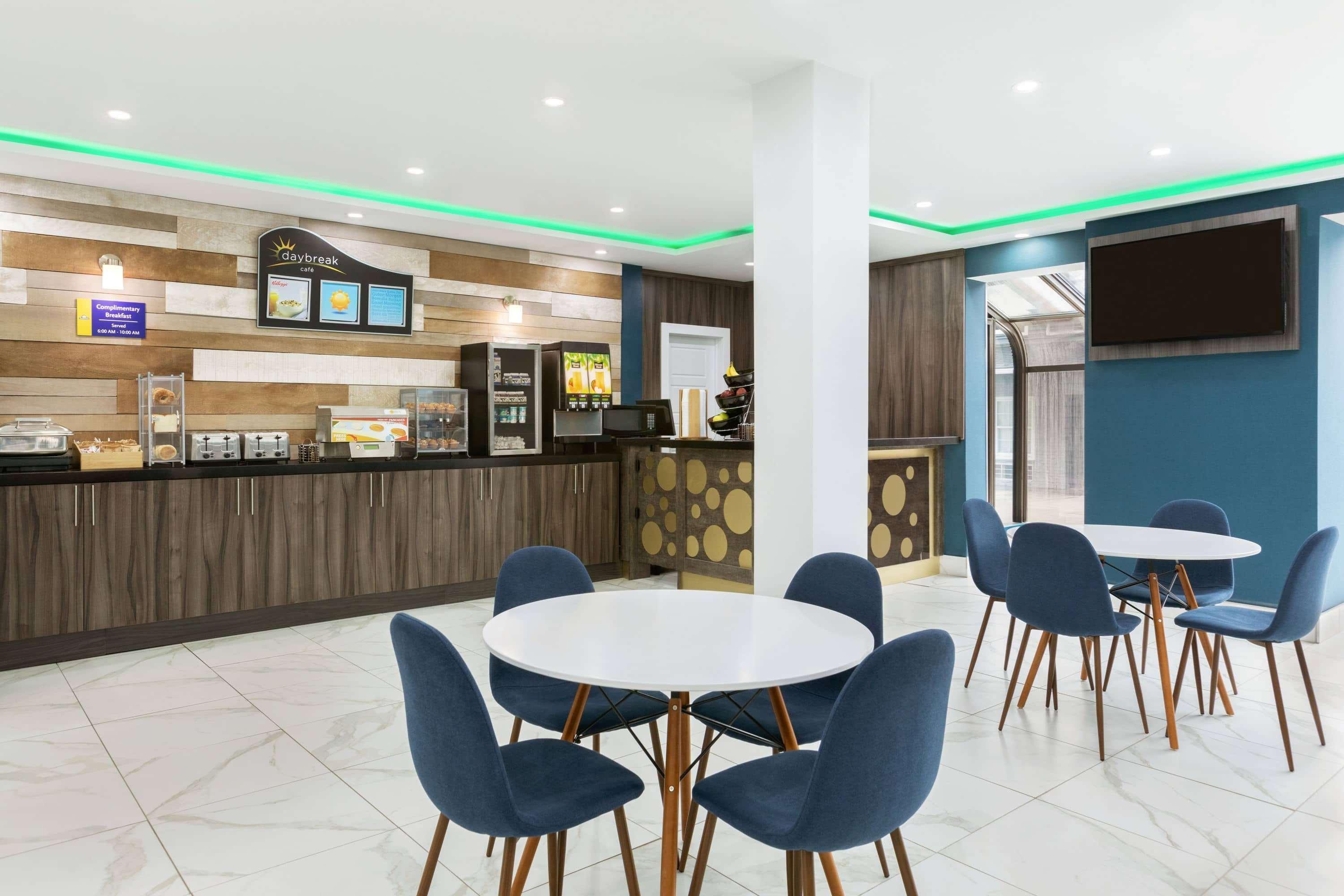 Days Inn By Wyndham Saint John Luaran gambar