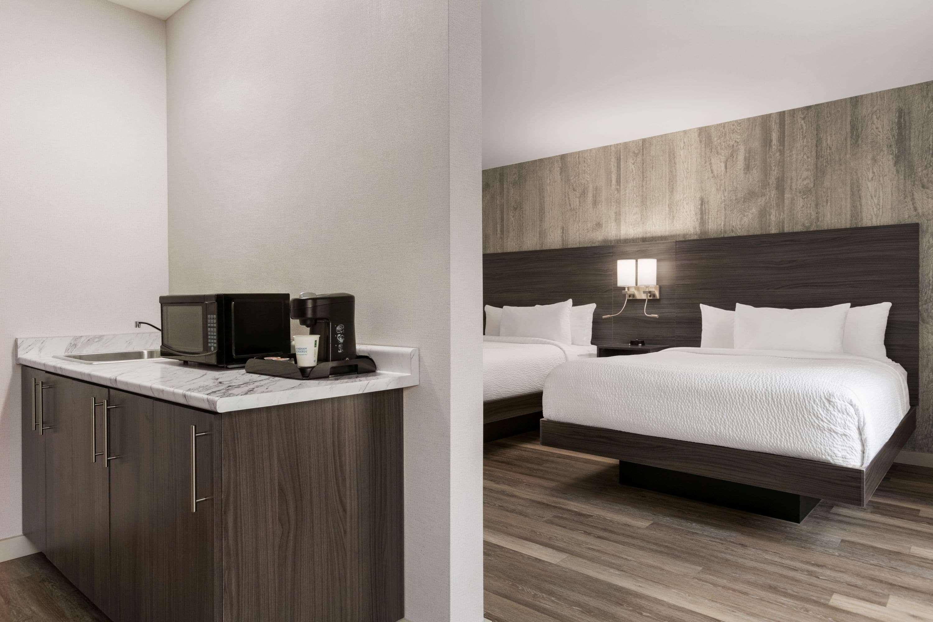 Days Inn By Wyndham Saint John Luaran gambar