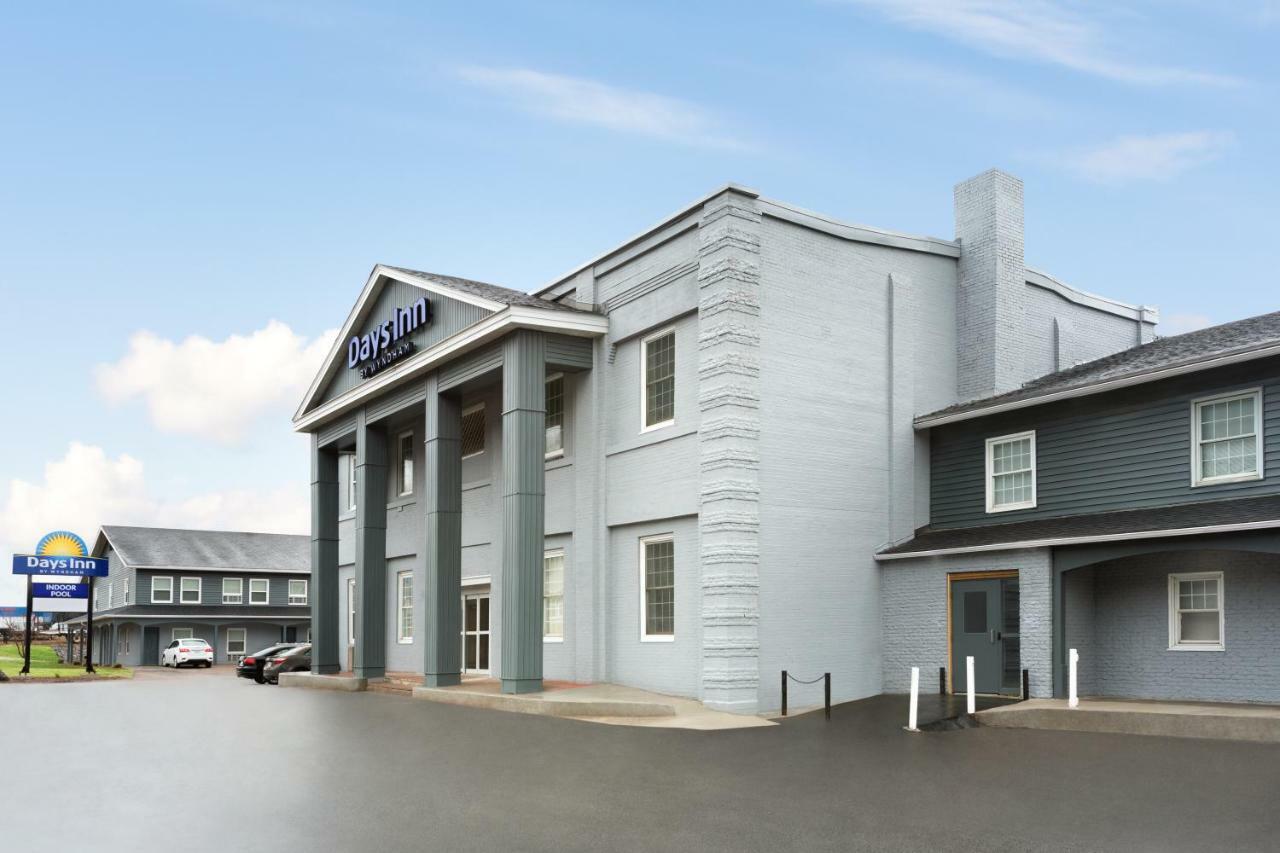 Days Inn By Wyndham Saint John Luaran gambar