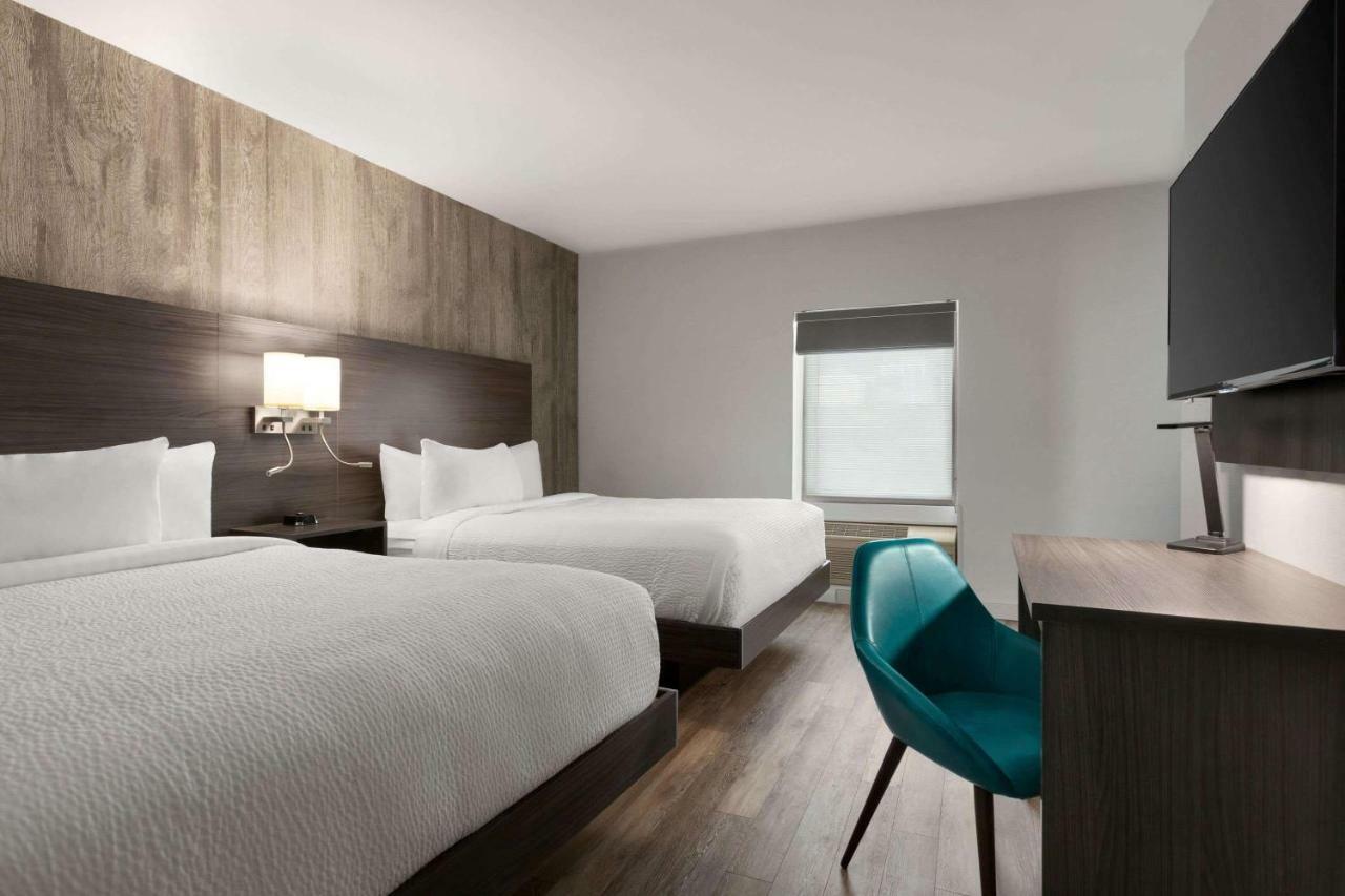 Days Inn By Wyndham Saint John Luaran gambar