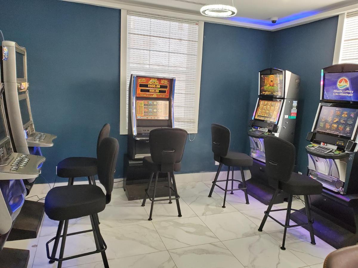 Days Inn By Wyndham Saint John Luaran gambar